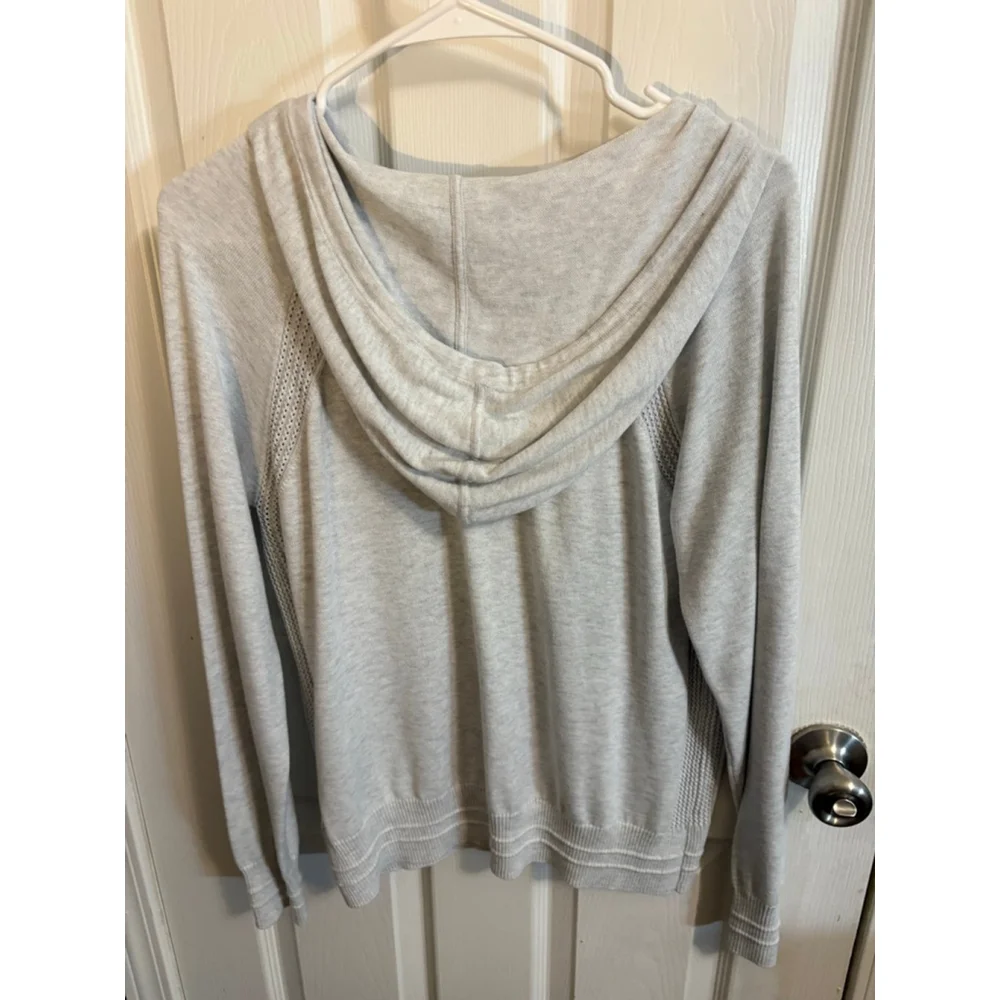 Athleta Lightweight Knit Hoodie Women’s Small Gray Athleisure Top - Picture 3 of 4